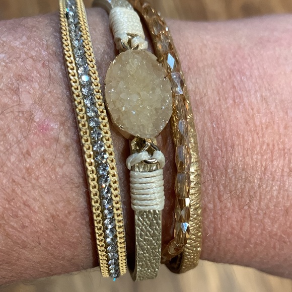 Gorgeous 5 strand bracelet* - Picture 3 of 6